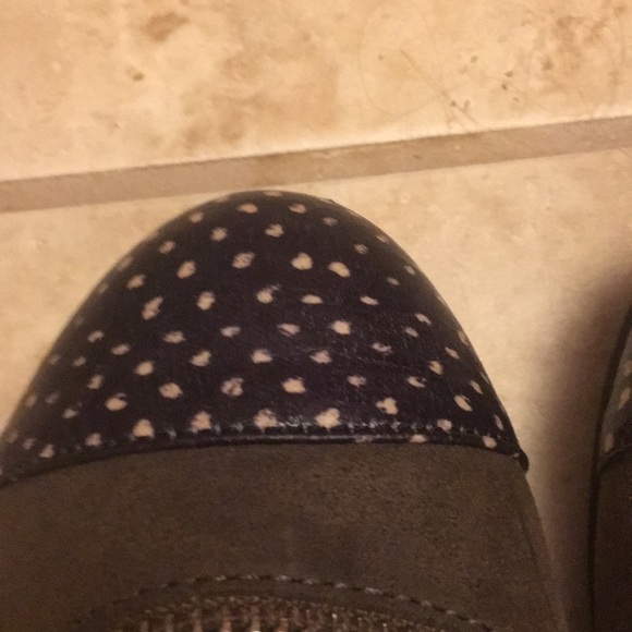 Faux brown suede shoes - never worn - Picture 3 of 5